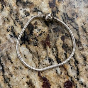 Pandora sterling silver snake chain bracelet size: 7.5